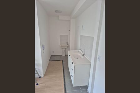 Cozinha de apartamento para alugar com 2 quartos, 40m² em Jardim Oriental, São Paulo