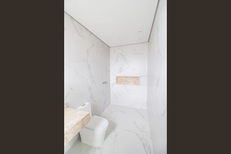 Casa de condomínio à venda com 386m², 4 quartos e 4 vagasBanheiro da Suíte