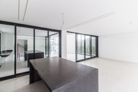 Casa de condomínio à venda com 386m², 4 quartos e 4 vagasÁrea gourmet