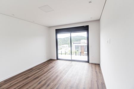 Casa de condomínio à venda com 386m², 4 quartos e 4 vagasSuíte 1