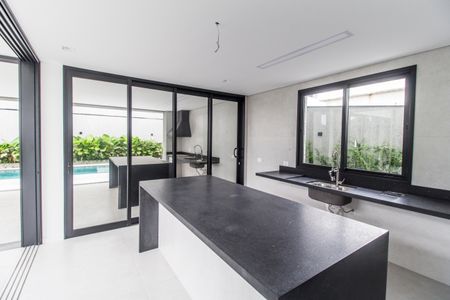 Casa de condomínio à venda com 386m², 4 quartos e 4 vagasCozinha