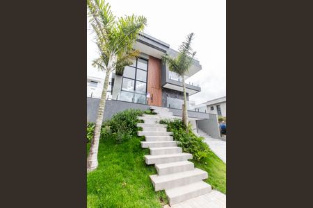 Casa de condomínio à venda com 386m², 4 quartos e 4 vagasVista da Rua