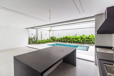 Casa de condomínio à venda com 386m², 4 quartos e 4 vagasÁrea gourmet