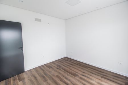 Casa de condomínio à venda com 386m², 4 quartos e 4 vagasSuíte 2