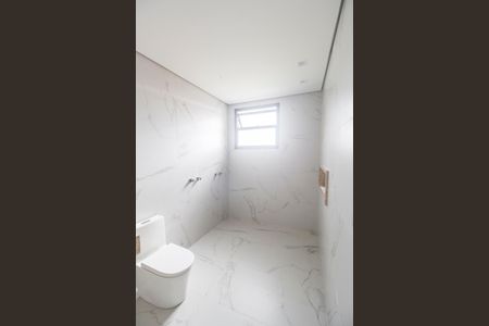 Casa de condomínio à venda com 386m², 4 quartos e 4 vagasBanheiro da Suíte