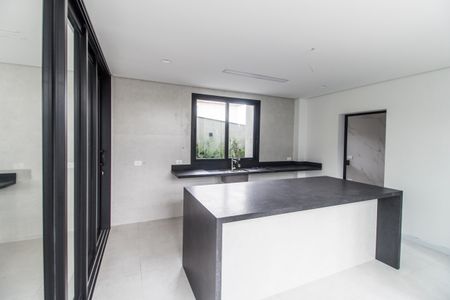 Casa de condomínio à venda com 386m², 4 quartos e 4 vagasCozinha