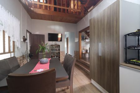 Casa à venda com 292m², 4 quartos e 2 vagasSala térrea