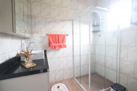 Casa à venda com 292m², 4 quartos e 2 vagasBanheiro da Cozinha