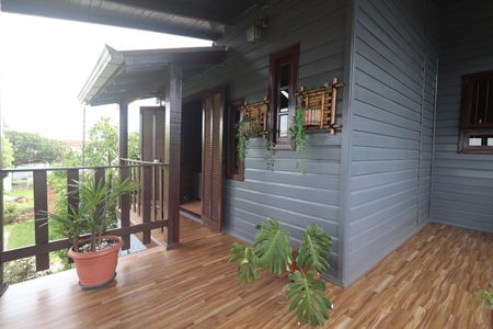 Casa à venda com 292m², 4 quartos e 2 vagasSacada Sala 2 andar