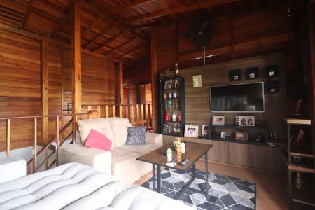 Casa à venda com 292m², 4 quartos e 2 vagasSala 2 andar