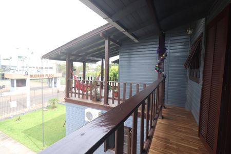 Casa à venda com 292m², 4 quartos e 2 vagasSacada Sala 2 andar