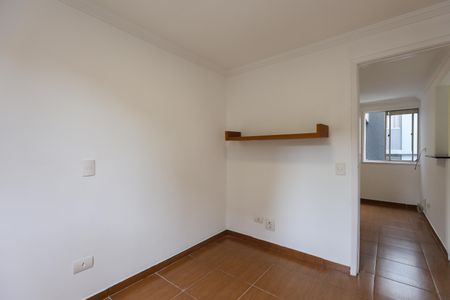 Quarto 1 de apartamento para alugar com 2 quartos, 44m² em Capão Redondo, São Paulo
