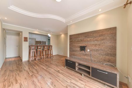 Apartamento para alugar com 71m², 3 quartos e 1 vagaSala