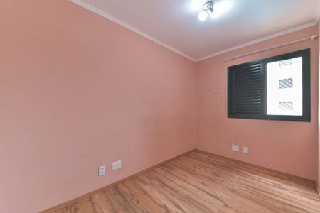 Apartamento para alugar com 71m², 3 quartos e 1 vagaQuarto 2