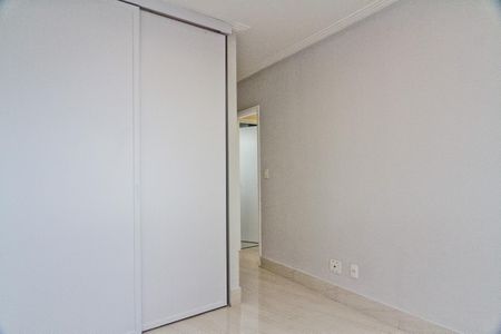 Quarto 1 de apartamento à venda com 2 quartos, 60m² em Vila Mangalot, São Paulo