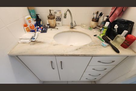 Apartamento para alugar com 68m², 2 quartos e 1 vaga Apartamento para alugar com 68m², 2 quartos e 1 vagaBanheiro Suíte 2