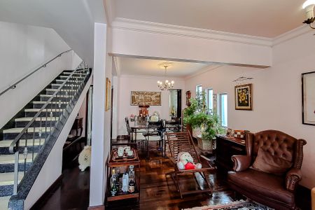 Casa à venda com 202m², 3 quartos e 1 vagaSala