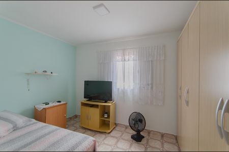 Casa à venda com 528m², 2 quartos e 3 vagas Casa à venda com 528m², 2 quartos e 3 vagasQuarto 1