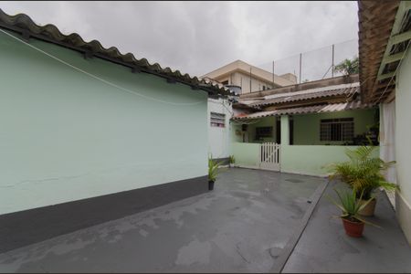 Casa à venda com 528m², 2 quartos e 3 vagas Casa à venda com 528m², 2 quartos e 3 vagasCasa 2