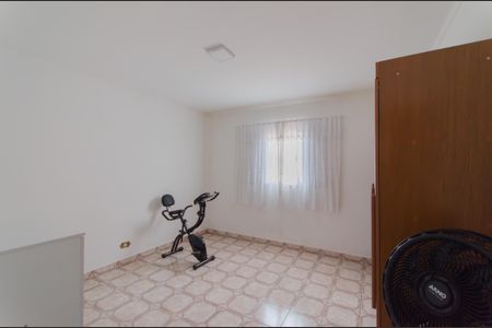 Casa à venda com 528m², 2 quartos e 3 vagas Casa à venda com 528m², 2 quartos e 3 vagasQuarto 2