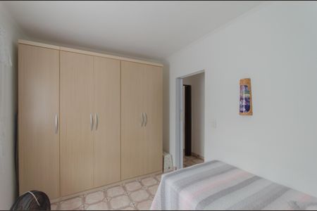 Casa à venda com 528m², 2 quartos e 3 vagas Casa à venda com 528m², 2 quartos e 3 vagasQuarto 1