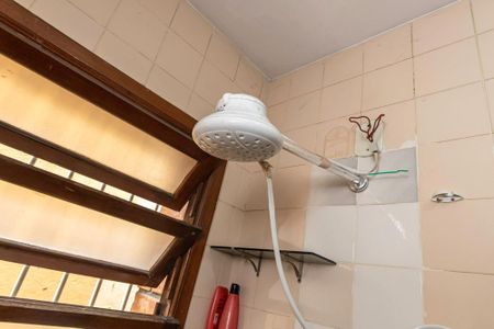 Casa à venda com 360m², 7 quartos e 2 vagas1º andar - Banheiro Social