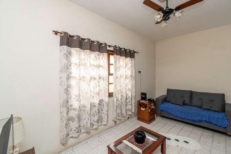 1º andar - Sala de casa à venda com 7 quartos, 360m² em Bonsucesso, Rio de Janeiro