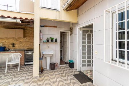 Casa à venda com 360m², 7 quartos e 2 vagas2º andar - Área de serviço