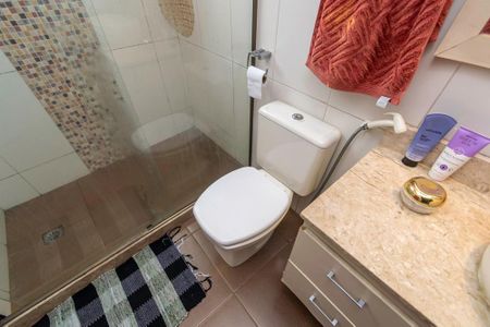 Casa à venda com 360m², 7 quartos e 2 vagas2º andar - Banheiro Social