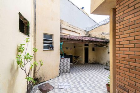 Casa à venda com 360m², 7 quartos e 2 vagas1º andar - Área de serviço