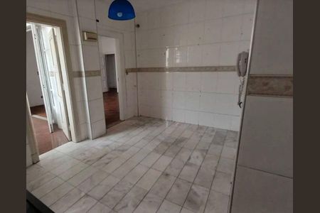 Apartamento à venda com 188m², 4 quartos e sem vaga