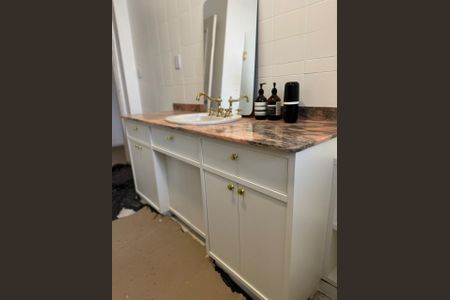 Apartamento à venda com 188m², 4 quartos e sem vaga