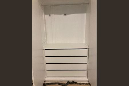 Apartamento à venda com 188m², 4 quartos e sem vaga Apartamento à venda com 188m², 4 quartos e sem vagaQuarto