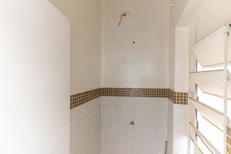 Apartamento para alugar com 100m², 2 quartos e 1 vaga Apartamento para alugar com 100m², 2 quartos e 1 vagaBanheiro de Serviço