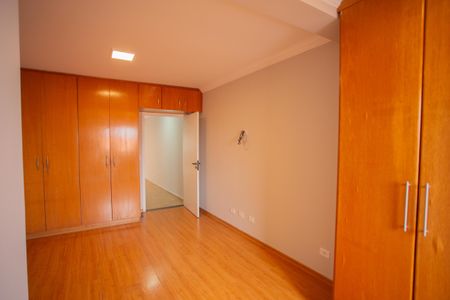 Casa à venda com 200m², 3 quartos e 3 vagasSUÍTE 2