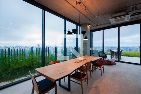 Apartamento para alugar com 38m², 1 quarto e sem vaga