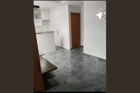 Apartamento para alugar com 42m², 2 quartos e 1 vagaSala
