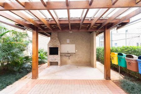 Apartamento para alugar com 47m², 2 quartos e 1 vaga Apartamento para alugar com 47m², 2 quartos e 1 vagaÁrea comum - Churrasqueira