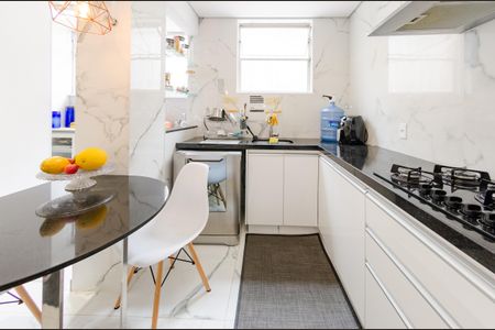 Apartamento à venda com 120m², 4 quartos e 1 vagaCozinha