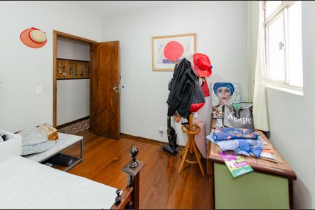 Apartamento à venda com 120m², 4 quartos e 1 vagaQuarto 2