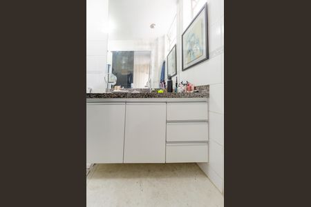 Apartamento à venda com 120m², 4 quartos e 1 vagaBanheiro suíte