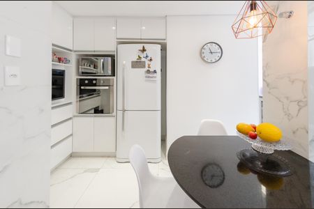 Apartamento à venda com 120m², 4 quartos e 1 vagaCozinha