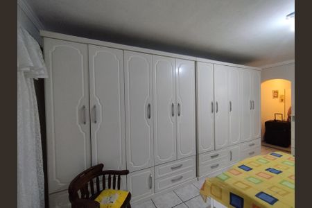 Quarto  de casa para alugar com 1 quarto, 125m² em Jardim Santa Emilia, São Paulo
