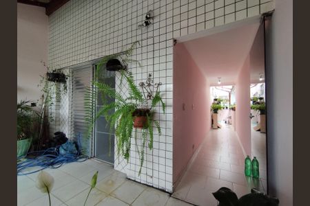 Quintal  de casa para alugar com 1 quarto, 125m² em Jardim Santa Emilia, São Paulo