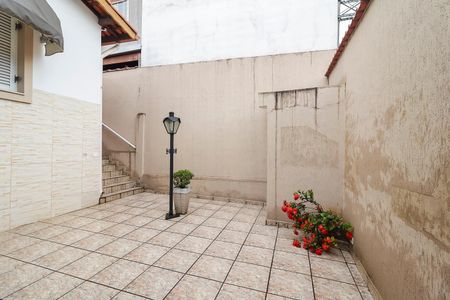 Casa à venda com 215m², 3 quartos e 4 vagasEntrada