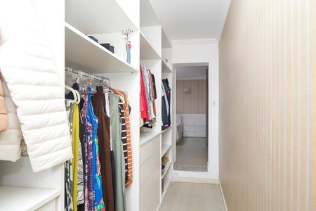 Casa à venda com 215m², 3 quartos e 4 vagasCloset da suíte 1