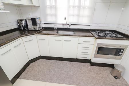 Casa à venda com 215m², 3 quartos e 4 vagasCozinha