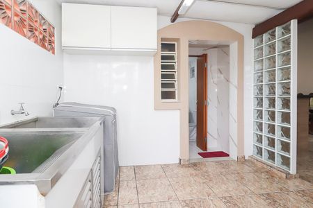 Casa à venda com 215m², 3 quartos e 4 vagasÁrea de Serviço