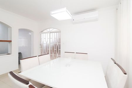 Casa à venda com 215m², 3 quartos e 4 vagasSala de Jantar