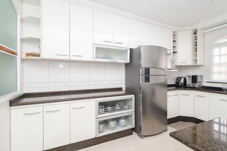 Casa à venda com 215m², 3 quartos e 4 vagasCozinha